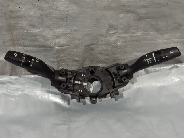 Переключатель подрулевой 93404Q4960 HYUNDAI