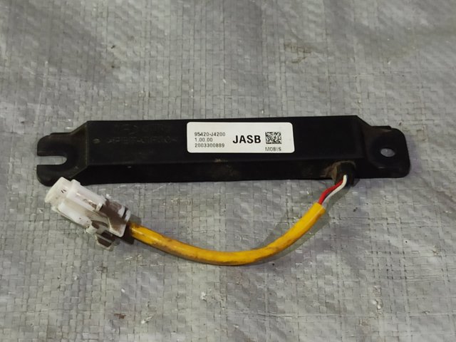 Антенна автомобильная 95420J4200 HYUNDAI