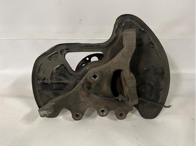 Кожух тормозного диска переднего левого A2044200744 MERCEDES