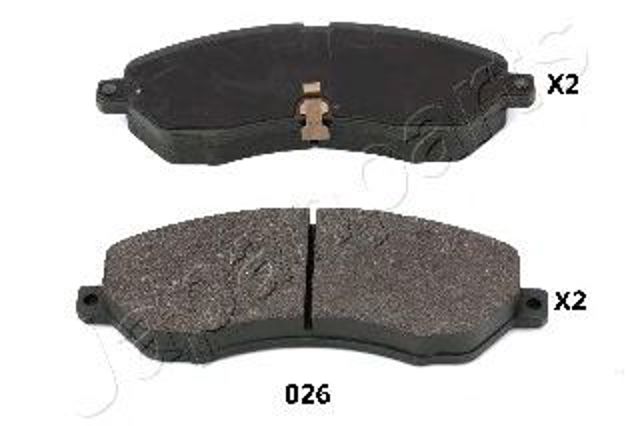 Колодки тормозные передние дисковые PA026AF JAPANPARTS
