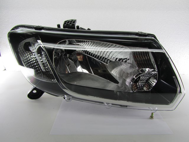 Правая блок фара 260105344R QSP-M