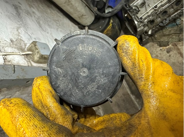 HYUNDAI 16671000 в наличии Ирпень