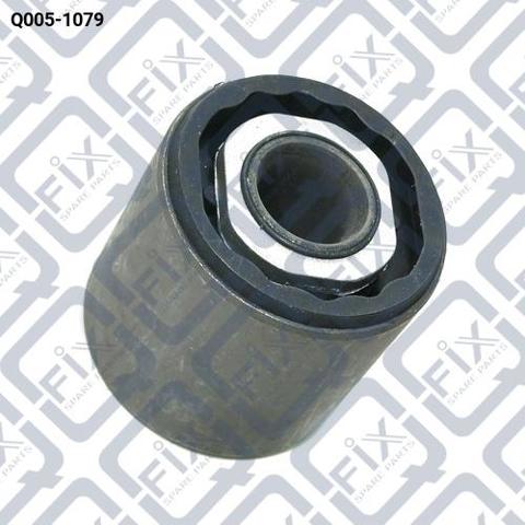 Сайлентблок переднего нижнего рычага Q0051079 Q-FIX