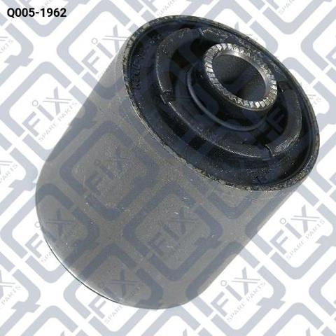 Сайлентблок нижнего рычага передней подвески Q0051962 Q-FIX