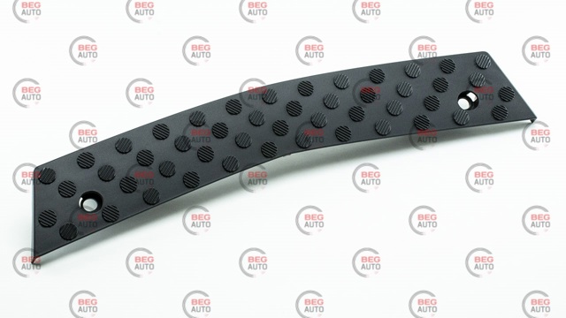 A90688504119B51 MERCEDES Накладка бампера переднего купить в Сумы
