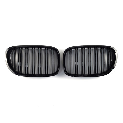 BMW 51117295297 Решетка радиатора левая в наличии Житомир