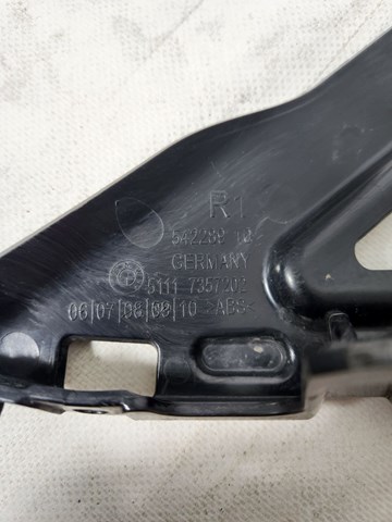 BMW 51117357202 Кронштейн бампера переднего правый в наличии Черкассы