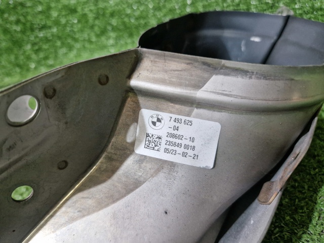 51125A5C8D5 BMW Насадка на глушитель купить в Каменское