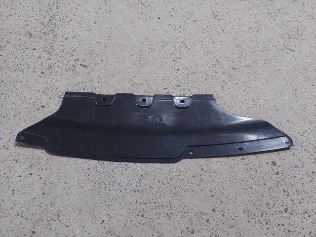 51127906845 BMW Направляющая заднего бампера купить в Николаев