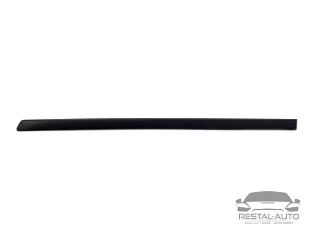 Молдинг двери задней левой 51137158535 BMW