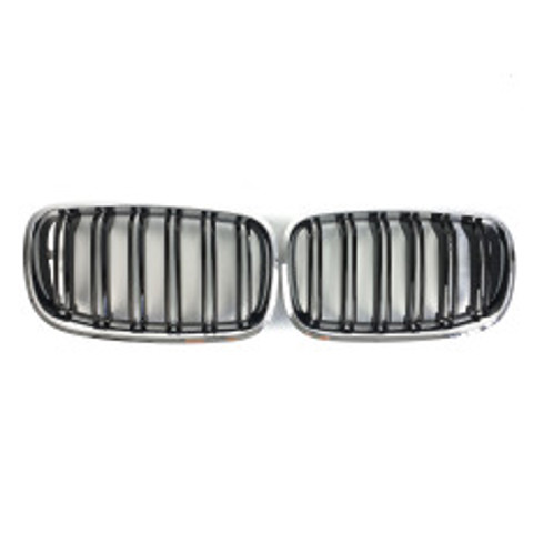 51137305590 BMW Решетка радиатора правая купить в Полтава