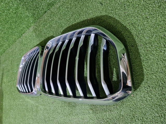 51137454887 BMW Решетка радиатора купить в Черкассы