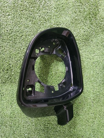 Накладка зеркала заднего вида, правая 51167468242 BMW