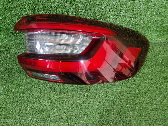BMW 63215A0DB04 Фонарь задний правый внешний в наличии Киев