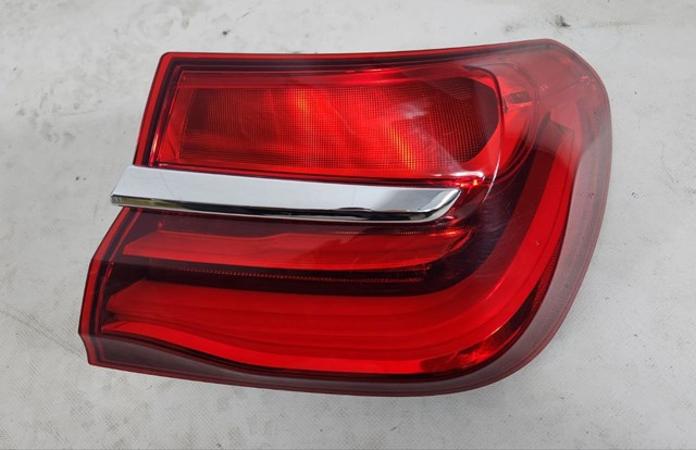 Задний правый внешний фонарь 63217342966 BMW