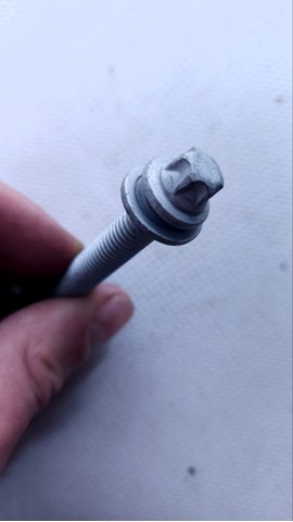 BMW 7119905855 Болт нижнего рычага в наличии Чернигов