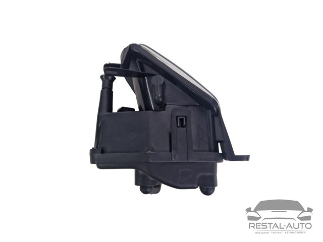 VAG 8P0941700A Фара противотуманная правая в наличии Тернополь