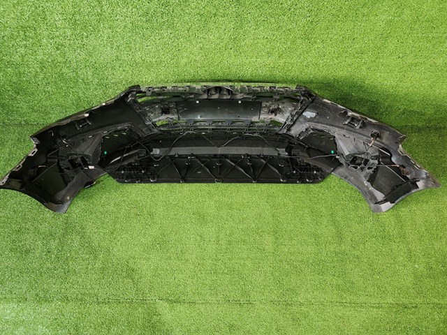 VAG 8W0807065 Бампер передний в наличии Чернигов