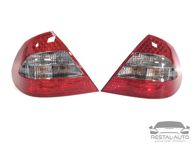 Фонарь задний правый A2118202664 MERCEDES