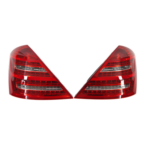 Правый стоп-сигнал A2218200664 MERCEDES