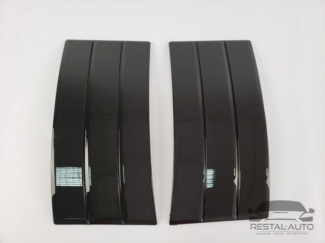 Молдинг двери передней левой LR038864 LAND ROVER