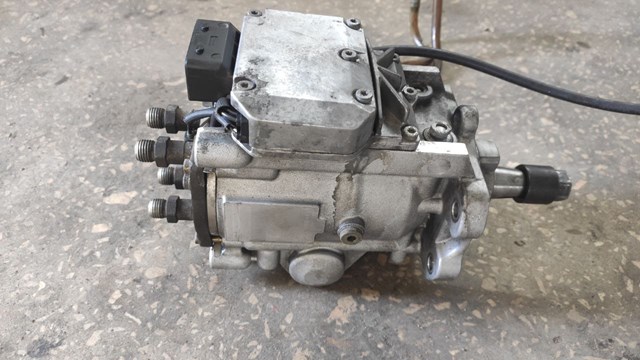 Насос топливный высокого давления (ТНВД) 0470504005 BOSCH