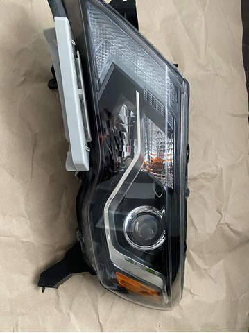 Фара основная левая 260609PF9A NISSAN