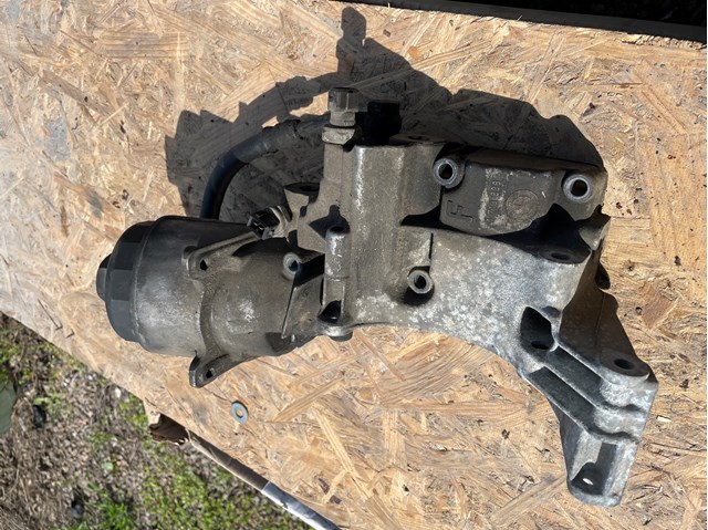Корпус маслофильтра 1713838 BMW