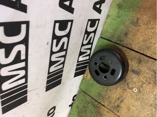 Шкив помпы водяного насоса 210511KT0A NISSAN
