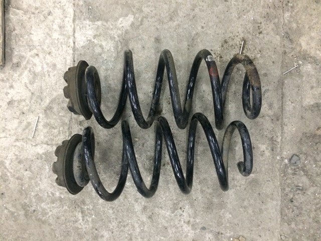 Пружина подвески задняя 550201KA0D NISSAN