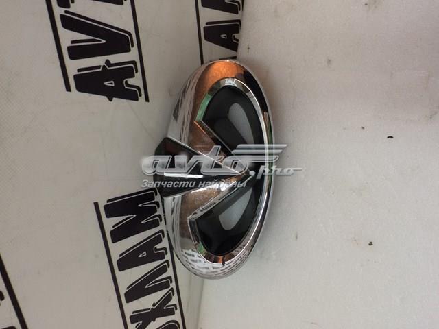 Решетка радиатора 623106GW0A NISSAN