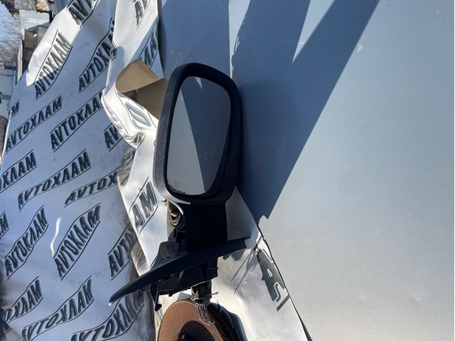 Боковое зеркало заднего вида правое 7701068378 RENAULT