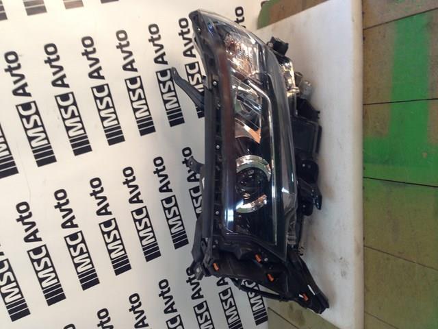 Блок фара левая 8118560N20 TOYOTA