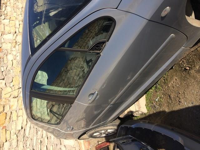 Стекло треугольное двери передней правой 920286 PEUGEOT