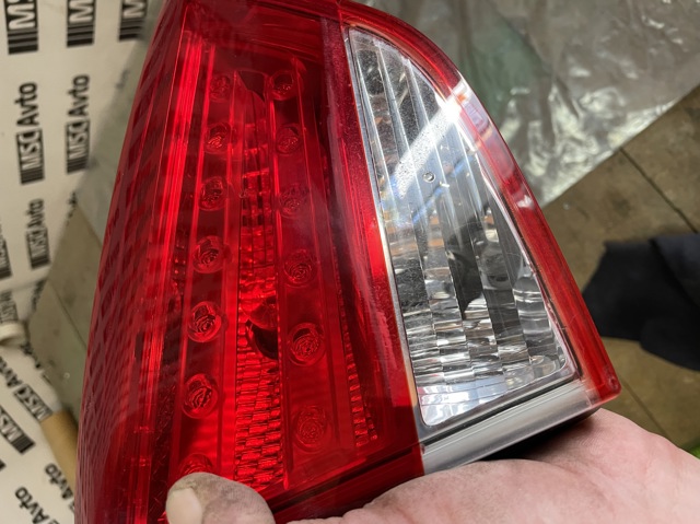 HYUNDAI 924052Y0 Фонарь задний левый внутренний в наличии Львов