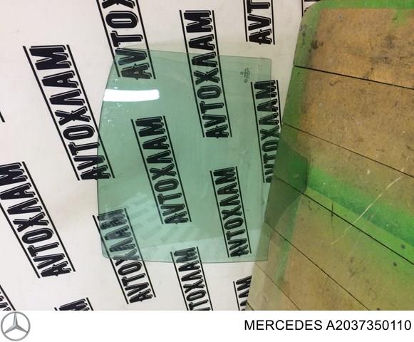 Стекло заднее левое A2037350110 MERCEDES