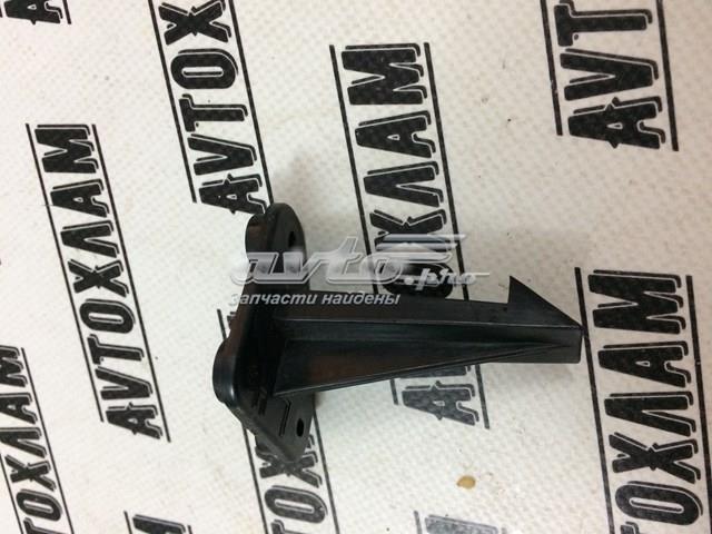 Кронштейн решетки радиатора FT4B8D097AA FORD