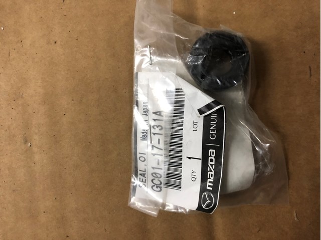 Сальник штока переключения коробки передач GC0117131A MAZDA