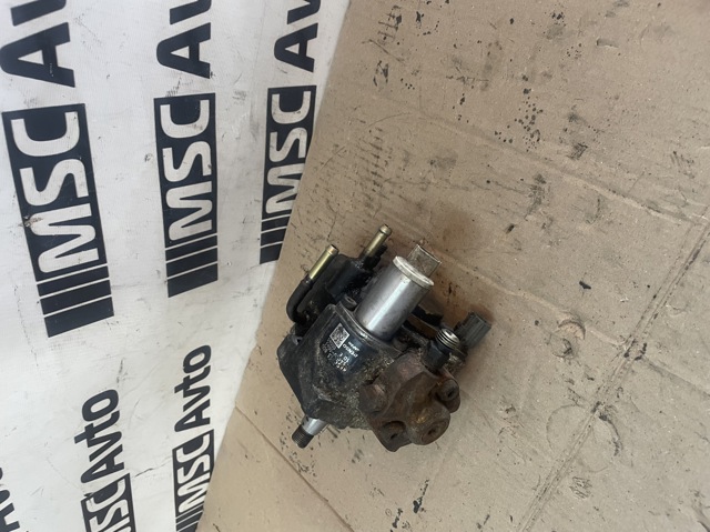 Насос топливный высокого давления RF5C13800C MAZDA