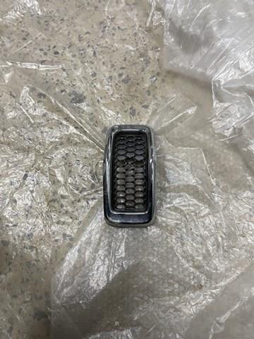 Облицовка радиатора 68303626AC CHRYSLER