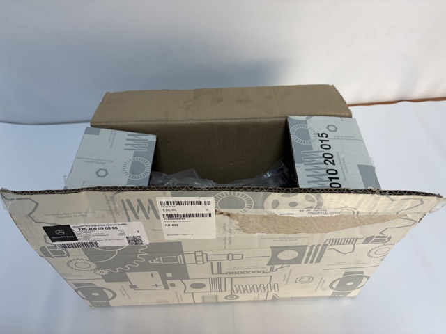 MERCEDES A274200090080 Помпа водяная (насос) охлаждения в наличии Кривой Рог