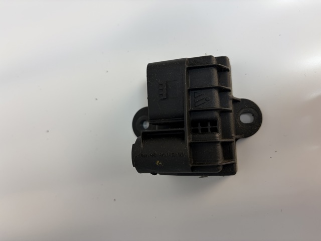 Реле свечей накала A6519001300 MERCEDES