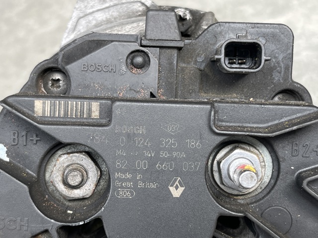 Автомобильный генератор 0124325186 BOSCH