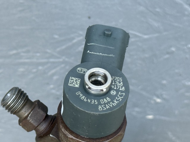 Форсунка впрыска топлива 0445110159 BOSCH
