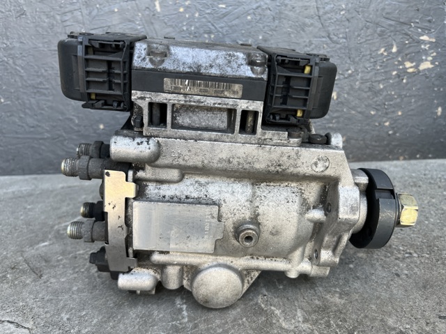 Насос топливный высокого давления 0470504204 BOSCH