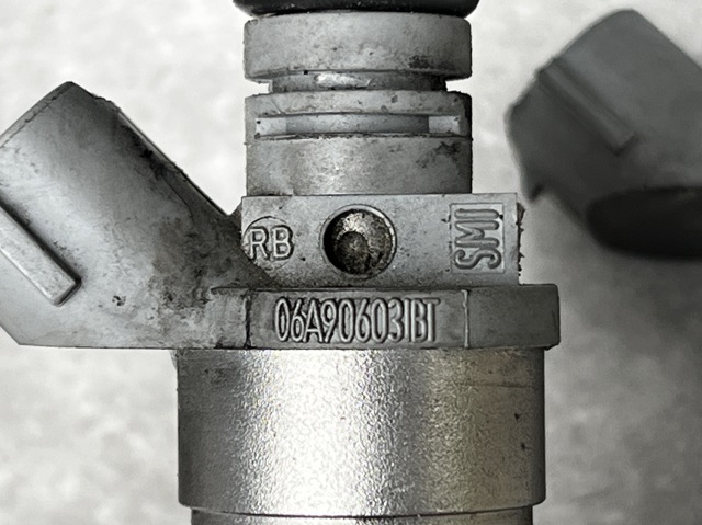 Форсунка инжектора 06A906031BT VAG