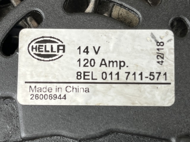 Генератор автомобильный Audi A8 D3