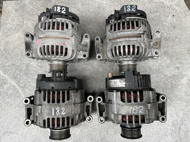 Генератор автомобиля 06B903016S VAG