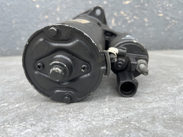 BOSCH 0986021630 Стартер в наличии Черкассы