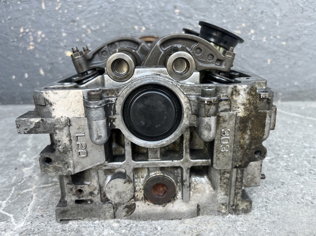 SUBARU 11039AB091 Головка блока цилиндров (ГБЦ) в наличии Львов
